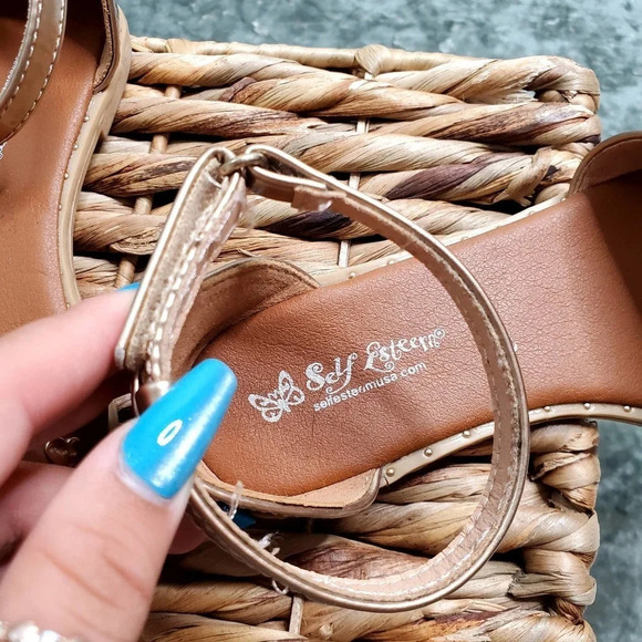 Self Esteem Gold Heart Girl's Sandal - Picture 3 of 6